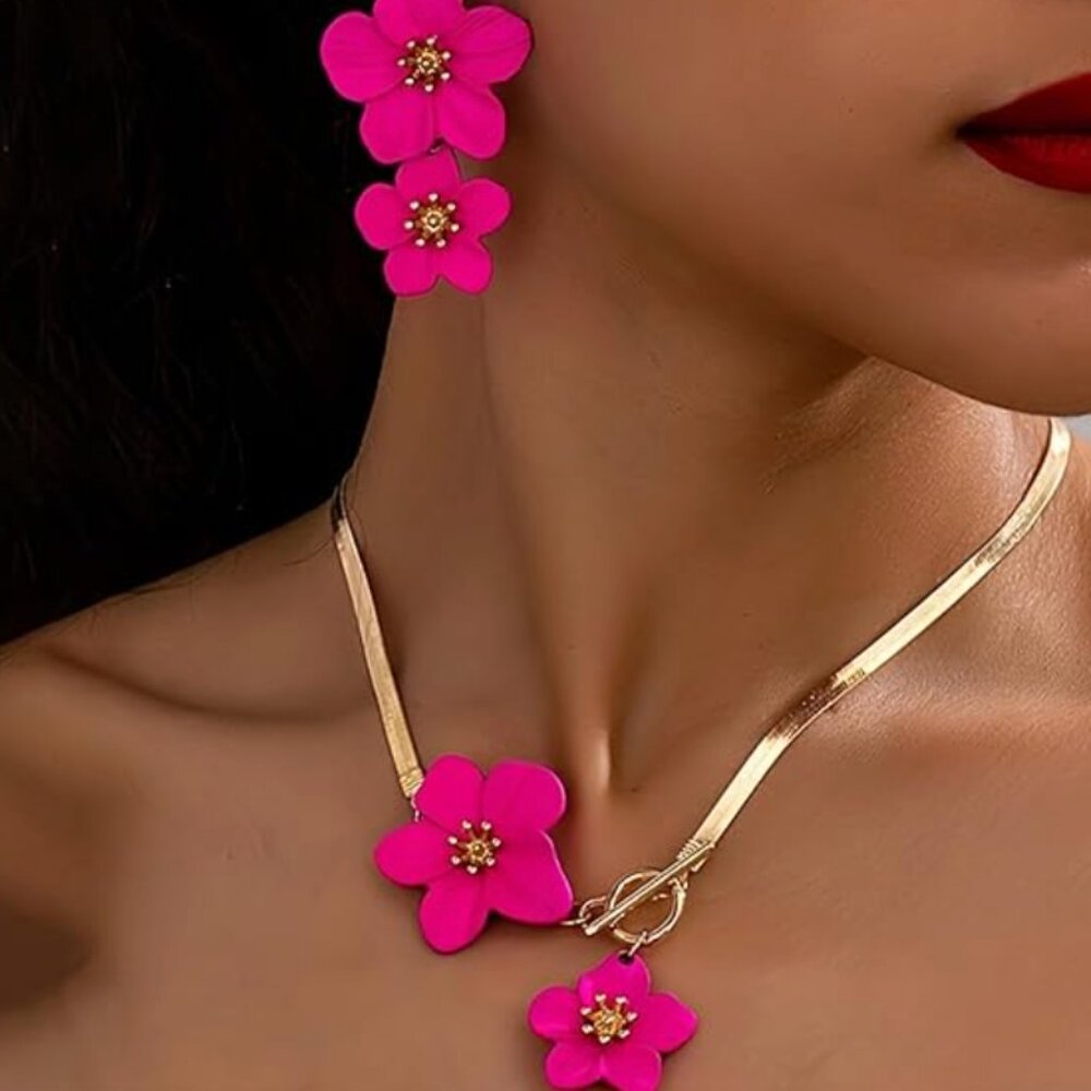 Flowers Earrings and Necklace Set